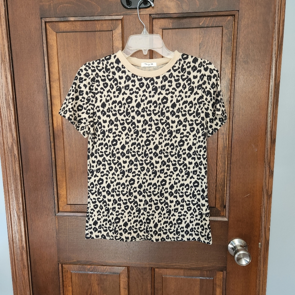 Blooming Jelly T-shirt